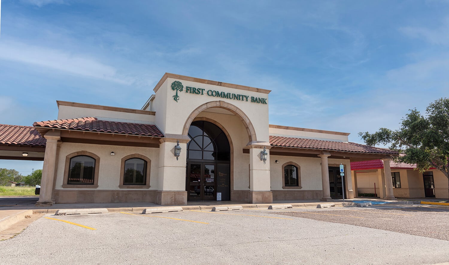 Los Fresnos Location First Community Bank
